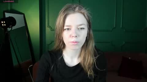 tina_tayllor__ online show from March 3, 2026, 11:38 am