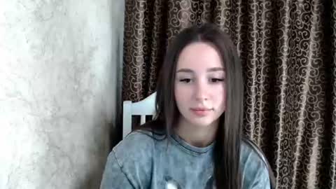 Snapshot of tina_tin85 chatting on August 2, 2026, 7:45 pm tina online show from August 2, 2026, 7:45 pm