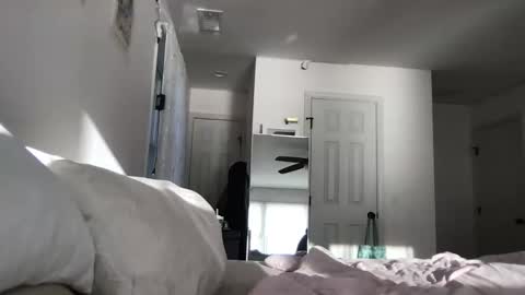 tina_xoxo_ online show from January 5, 2025, 1:58 pm