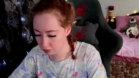 Snapshot of tinabrook chatting on February 16, 2026, 4:30 am Tina online show from February 16, 2026, 4:30 am