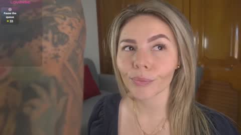 Snapshot of tinacb chatting on March 4, 2025, 12:33 pm tinacb online show from March 4, 2025, 12:33 pm