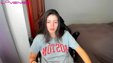 Snapshot of tinaconti chatting on February 8, 2026, 7:39 pm Tina online show from February 8, 2026, 7:39 pm