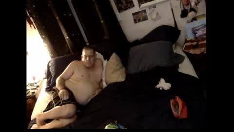 tinalover4u2 online show from April 27, 2026, 8:23 am