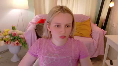 tinasiner online show from July 28, 2026, 1:54 pm