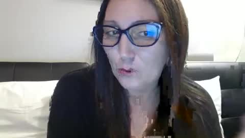 TinaTina online show from January 16, 2025, 2:41 am