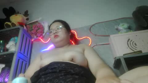 Snapshot of tini_bei chatting on May 6, 2026, 3:50 pm tini_bei online show from May 6, 2026, 3:50 pm