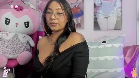 tinna noa online show from March 18, 2026, 3:09 am