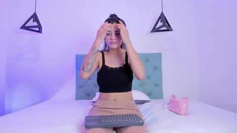 TINNY AND CANDY online show from December 4, 2024, 2:15 pm