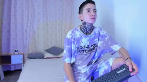 TINNY AND CANDY online show from November 8, 2025, 12:16 pm