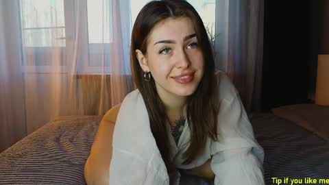 Molly online show from June 5, 2026, 2:56 pm