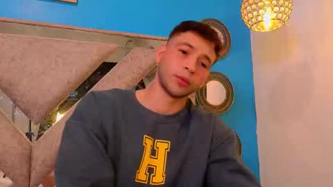 Snapshot of tinocrow chatting on February 1, 2026, 1:26 am TONY online show from February 1, 2026, 1:26 am