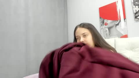 JuJu online show from April 1, 2026, 1:06 am