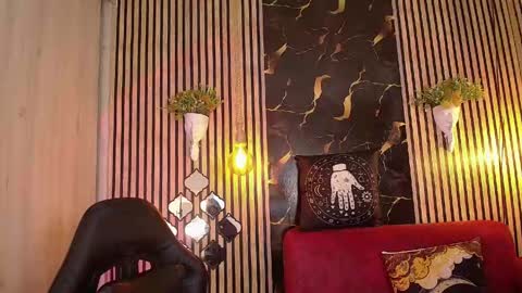 Tiny  online show from June 4, 2026, 1:55 am