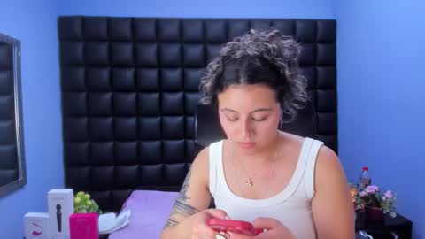 Snapshot of tiny_love_ chatting on February 9, 2026, 2:48 am tiny online show from February 9, 2026, 2:48 am