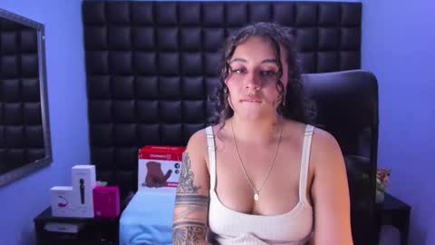 tiny online show from April 17, 2026, 4:04 am