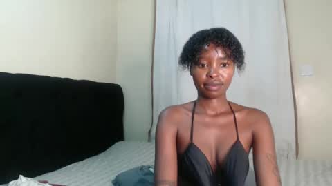 Snapshot of tiny_spoiler chatting on December 16, 2024, 3:32 pm tiny_spoiler online show from December 16, 2024, 3:32 pm