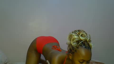 Snapshot of tinybarbie_ chatting on May 8, 2026, 3:39 pm Barbie online show from May 8, 2026, 3:39 pm