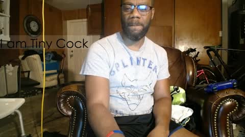 tinycock_1979 online show from April 6, 2026, 4:57 am