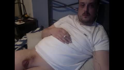 Snapshot of tinydicklad19 chatting on February 9, 2025, 1:35 pm tinydicklad19 online show from February 9, 2025, 1:35 pm
