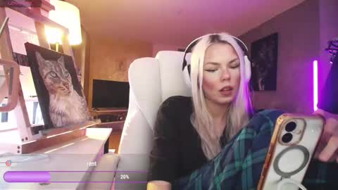 stage Kylie Sinner  brand CLITBAIT online show from March 10, 2026, 5:23 am