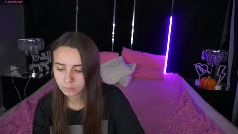 Snapshot of tinynataliee chatting on November 26, 2025, 3:13 pm tinynataliee online show from November 26, 2025, 3:13 pm