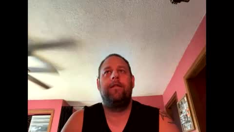 Snapshot of tipman84 chatting on June 5, 2026, 1:28 pm C online show from June 5, 2026, 1:28 pm