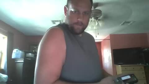 Snapshot of tipman84 chatting on June 10, 2026, 10:08 pm C online show from June 10, 2026, 10:08 pm