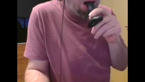 Snapshot of tirolerboy27 chatting on January 15, 2025, 12:25 pm Tirolerboy27 online show from January 15, 2025, 12:25 pm