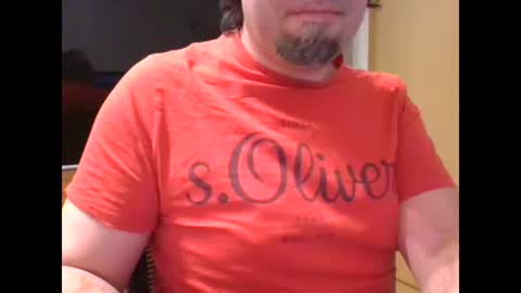 Snapshot of tirolerboy27 chatting on February 5, 2025, 8:21 am Tirolerboy27 online show from February 5, 2025, 8:21 am