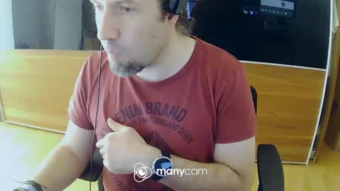 Snapshot of tirolerboy27 chatting on November 4, 2025, 12:15 pm Tirolerboy27 online show from November 4, 2025, 12:15 pm