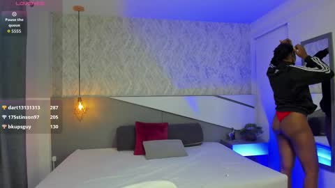 Tisha online show from October 11, 2025, 12:47 pm