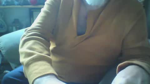 Snapshot of tittyloverr69 chatting on December 12, 2024, 4:43 pm tittyloverr69 online show from December 12, 2024, 4:43 pm