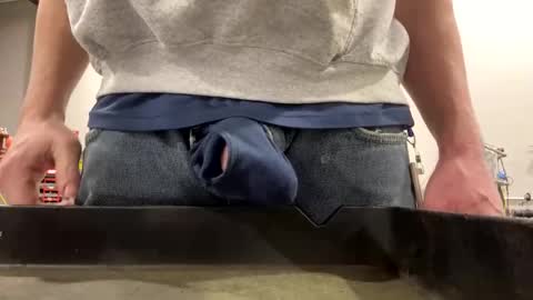 tittyzandbeer online show from February 7, 2025, 1:11 pm