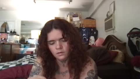 Snapshot of titzntattz chatting on April 14, 2026, 9:21 pm formerly bigtittygothwhore online show from April 14, 2026, 9:21 pm