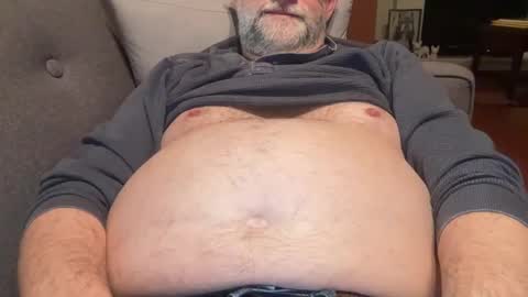 Snapshot of tjbear101 chatting on February 16, 2025, 1:47 am tjbear101 online show from February 16, 2025, 1:47 am