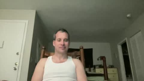 Snapshot of tleigh24 chatting on December 28, 2024, 2:11 am tleigh24 online show from December 28, 2024, 2:11 am