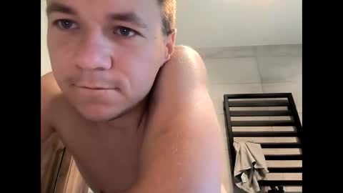 tobiasz950215 online show from June 4, 2026, 7:03 am