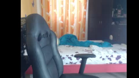 Snapshot of tobicraig chatting on April 29, 2026, 6:14 pm Andres Independent Model online show from April 29, 2026, 6:14 pm
