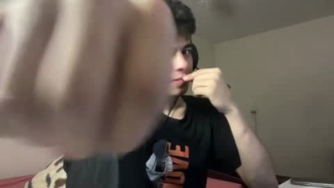 Snapshot of todd_warren chatting on July 9, 2026, 6:23 pm todd_warren online show from July 9, 2026, 6:23 pm