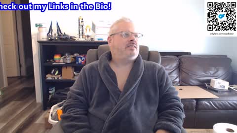 Snapshot of toddbator chatting on February 3, 2025, 3:59 pm Todd Bator online show from February 3, 2025, 3:59 pm