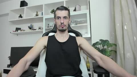 Snapshot of toddclaytonn chatting on May 3, 2026, 6:36 pm Todd online show from May 3, 2026, 6:36 pm