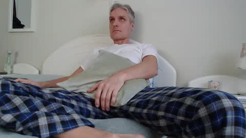 Daniel Bisexual uncut 20cm online show from February 8, 2025, 2:27 pm