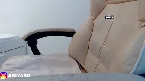 Arina online show from July 28, 2026, 12:40 am