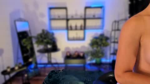 tokkyo__ online show from October 7, 2025, 3:47 am