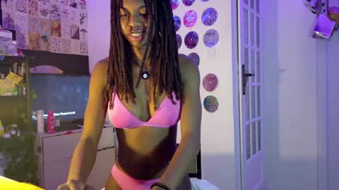 Athena Fantasy online show from February 6, 2025, 9:06 pm