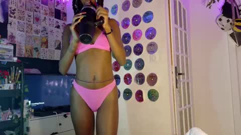 Athena Fantasy online show from February 28, 2025, 9:01 pm