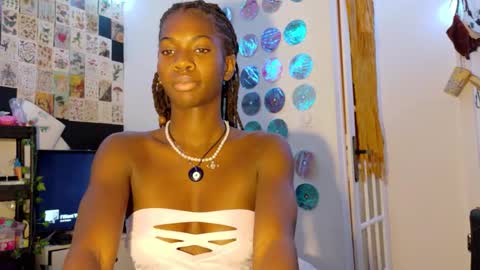 Athena Fantasy online show from September 22, 2025, 9:06 pm