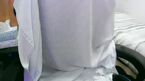 tolon408472 online show from January 27, 2025, 12:33 am