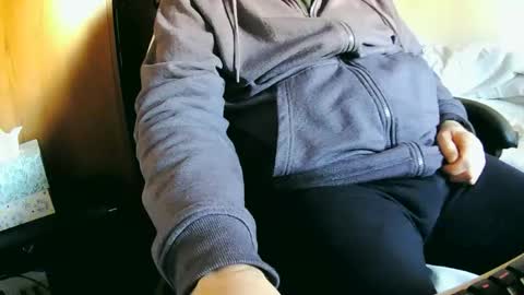 tolon408472 online show from January 30, 2025, 8:22 am