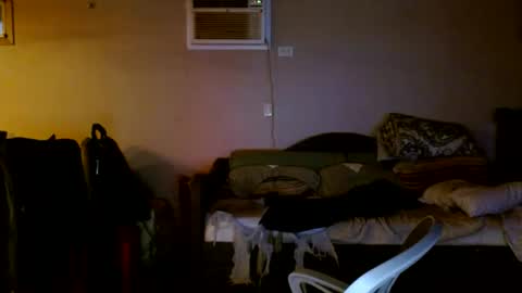 tom112292014 online show from December 31, 2024, 12:15 pm